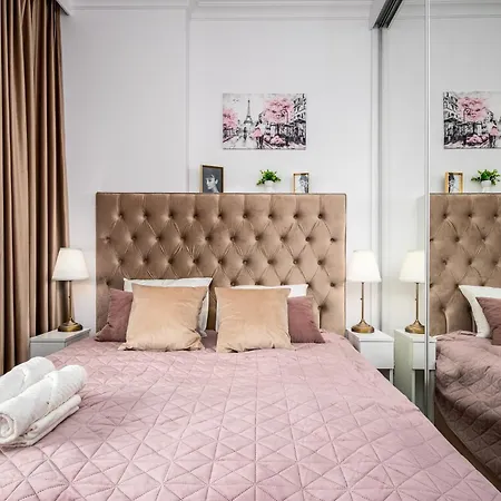 Apartamento Panorama Viev 22th Floor Free Garage By Perfect 2211 Varsóvia